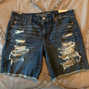 NWT American Eagle Tomgirl Bermuda shorts